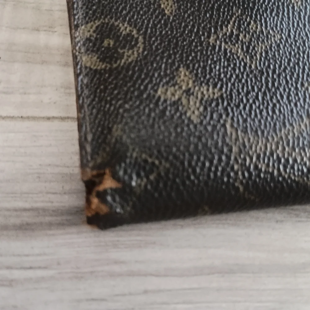 Louis Vuitton Monogram Bifold Wallet Men’s Authentic